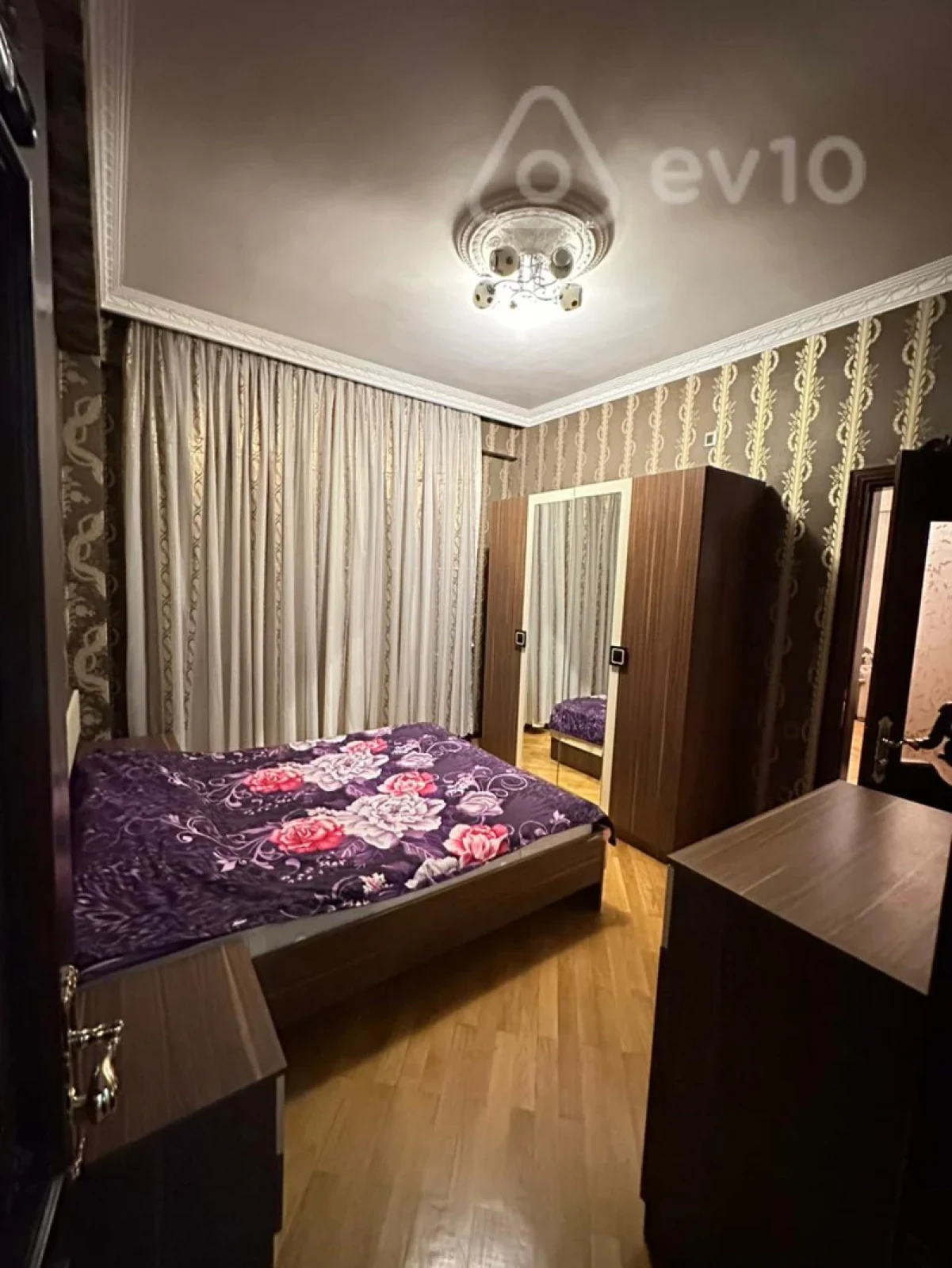 Kirayə verilir 2 otaqlı yeni tikili 75 m²