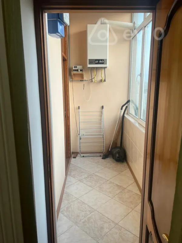 Kirayə verilir 2 otaqlı yeni tikili 90 m²