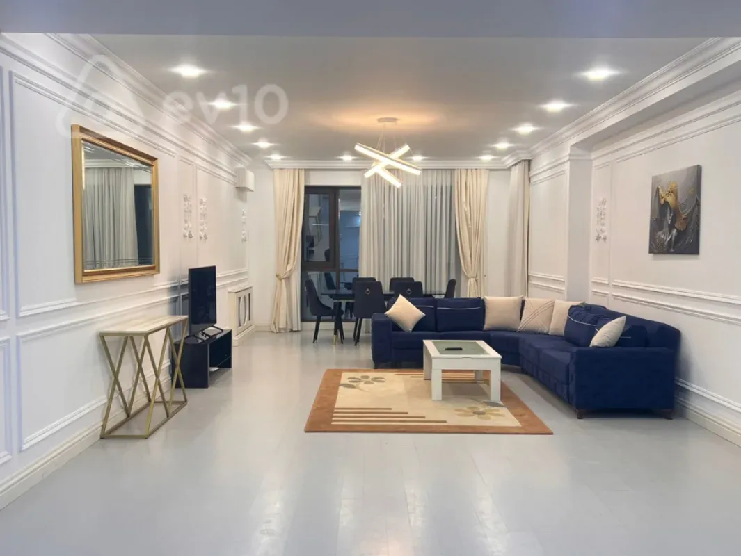 Kirayə verilir 4 otaqlı yeni tikili 280 m²