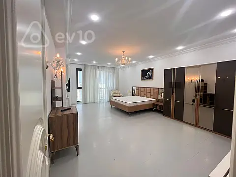 Kirayə verilir 4 otaqlı yeni tikili 280 m²