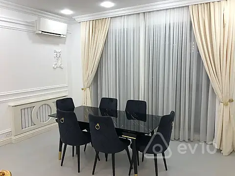 Kirayə verilir 4 otaqlı yeni tikili 280 m²