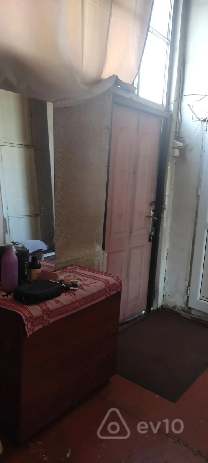 Kirayə verilir 3 otaqlı köhnə tikili 65 m²