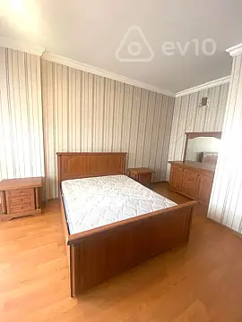 Kirayə verilir 2 otaqlı yeni tikili 67 m²