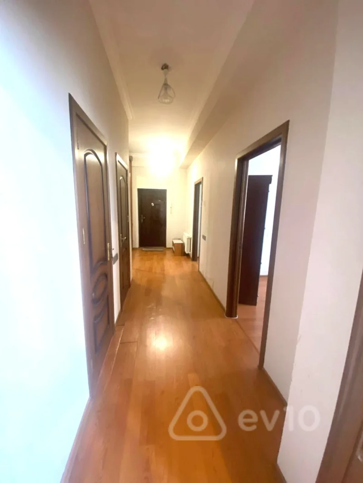 Kirayə verilir 2 otaqlı yeni tikili 67 m²