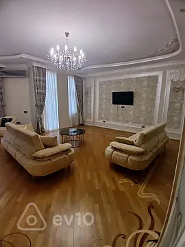 Kirayə verilir 4 otaqlı ofis 240 m²