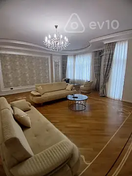 Kirayə verilir 4 otaqlı ofis 240 m²