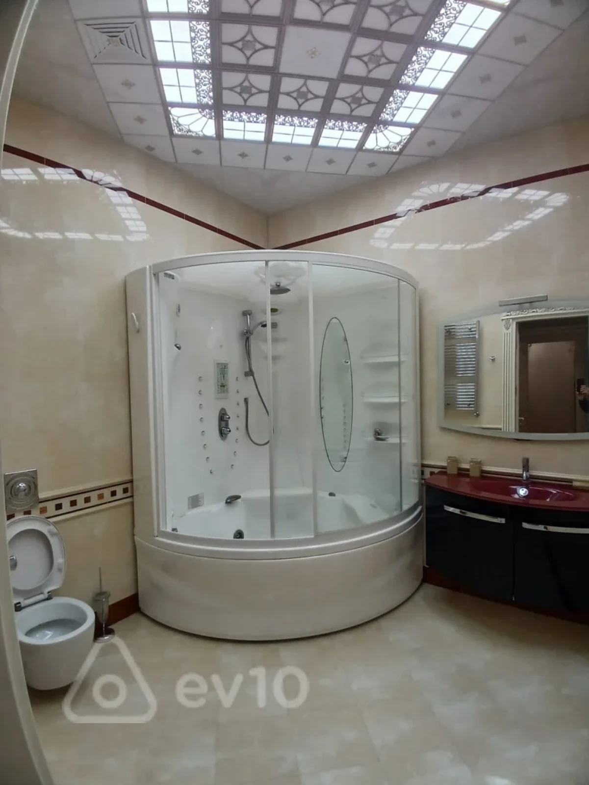 Kirayə verilir 4 otaqlı ofis 240 m²