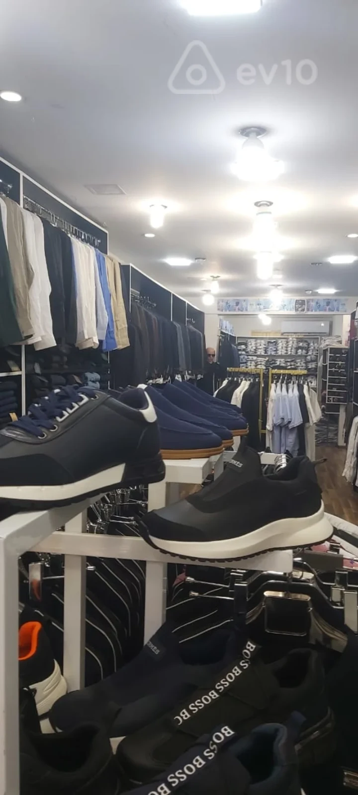 Satılır mənzil 70 m²