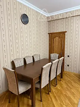 Kirayə verilir 3 otaqlı yeni tikili 128 m²