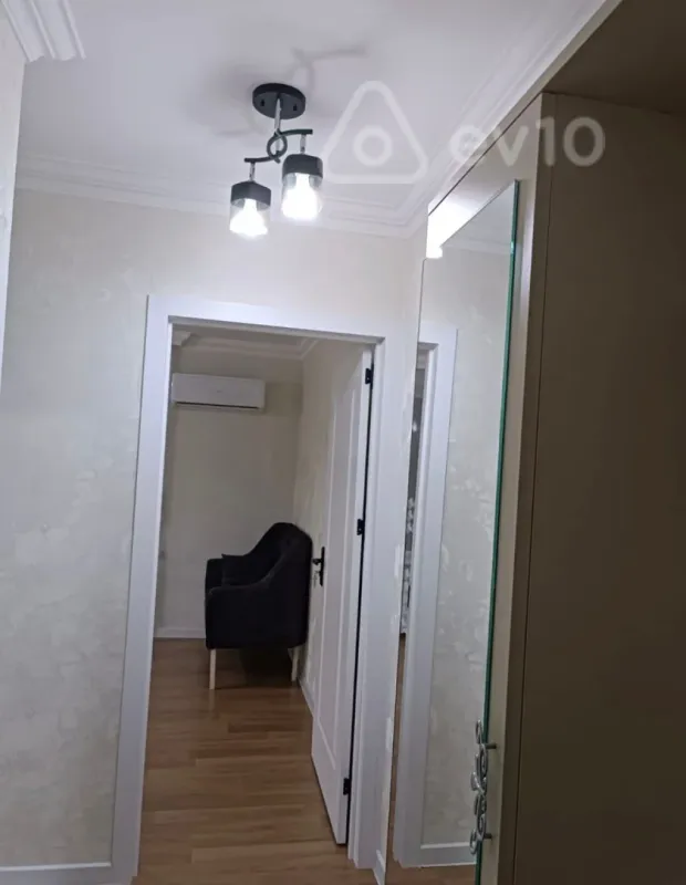 Satılır 2 otaqlı köhnə tikili 36 m²