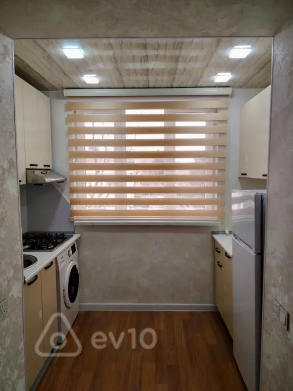 Satılır 2 otaqlı köhnə tikili 36 m²