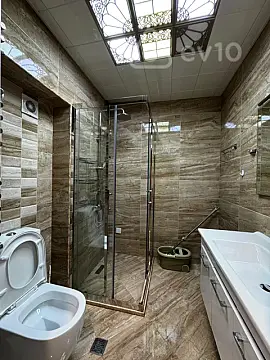 Kirayə verilir 3 otaqlı yeni tikili 85 m²