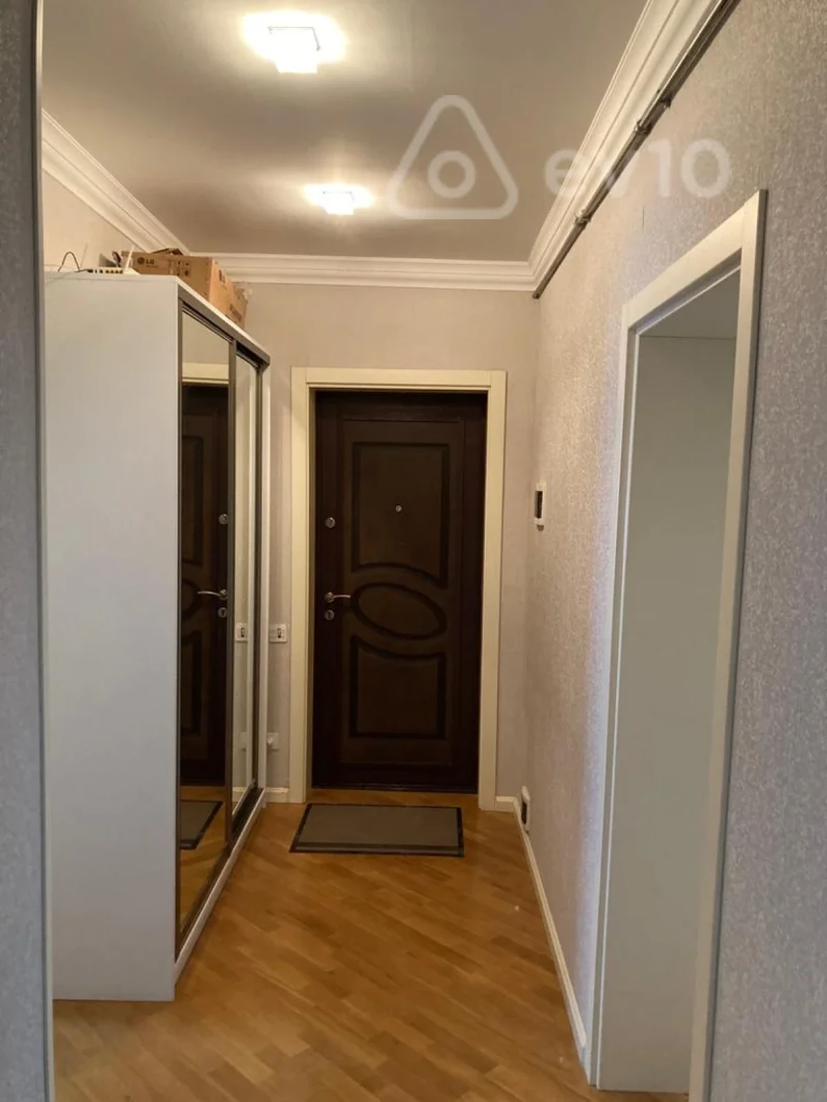 Satılır 3 otaqlı köhnə tikili 70 m²