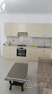 Kirayə verilir 3 otaqlı yeni tikili 95 m²
