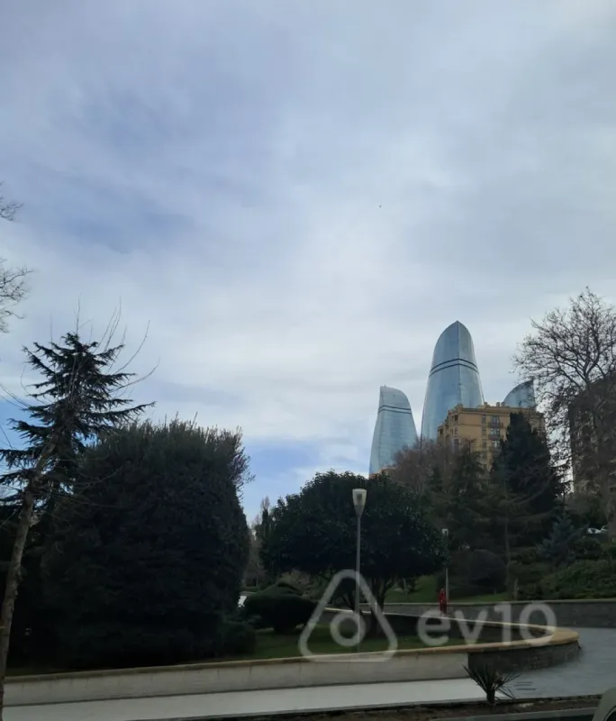 Satılır 1 otaqlı həyət evi 8 m²