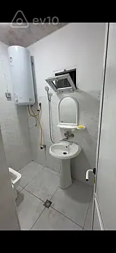 Kirayə verilir 2 otaqlı həyət evi 60 m²