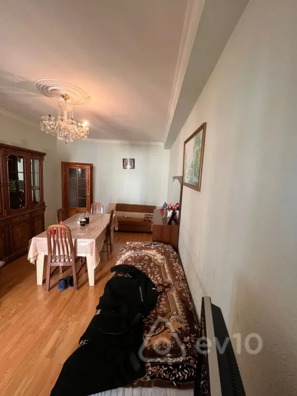 Satılır 2 otaqlı yeni tikili 74 m²