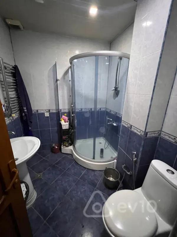 Satılır 2 otaqlı yeni tikili 74 m²