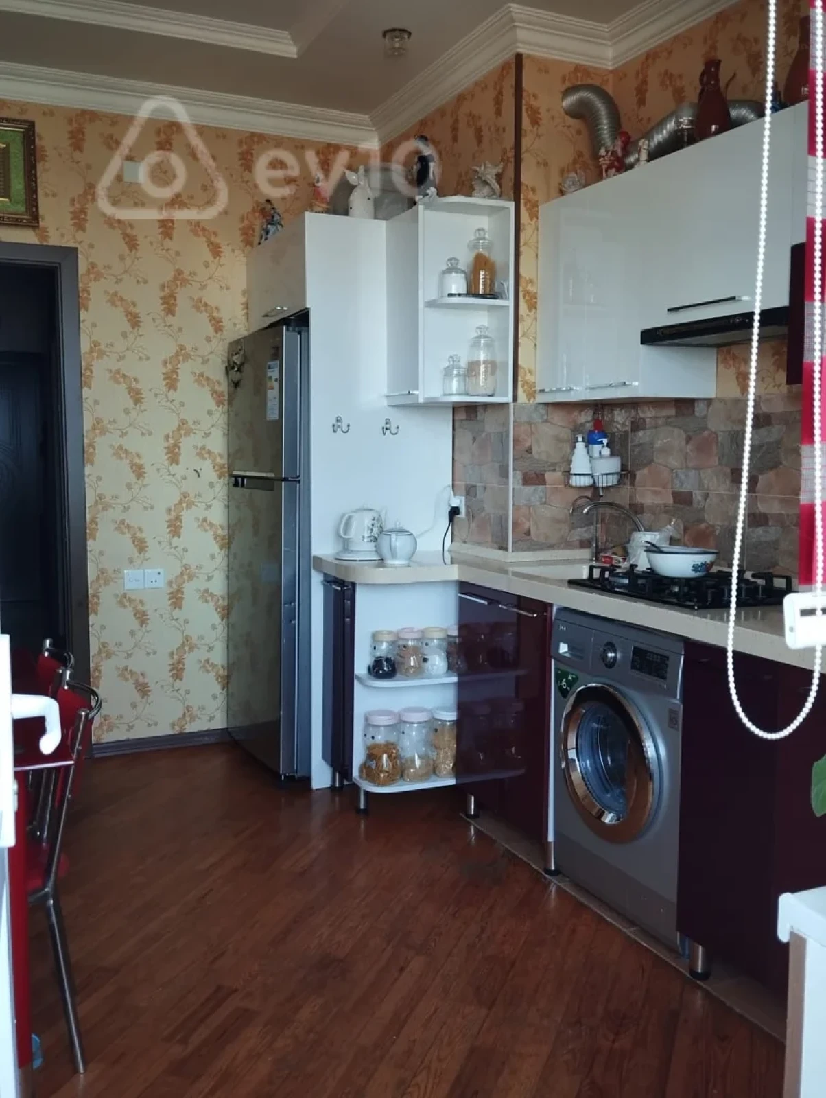 Kirayə verilir 2 otaqlı yeni tikili 60 m²