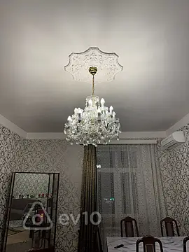 Kirayə verilir 2 otaqlı köhnə tikili 70 m²