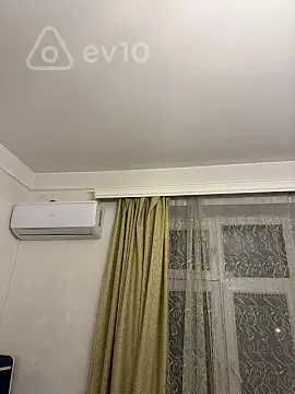 Kirayə verilir 2 otaqlı köhnə tikili 70 m²