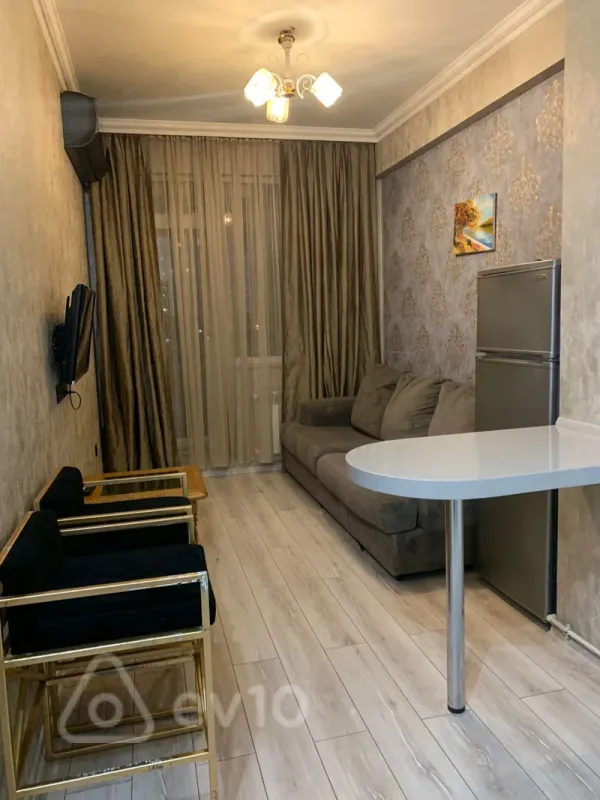 Kirayə verilir 2 otaqlı yeni tikili 55 m²