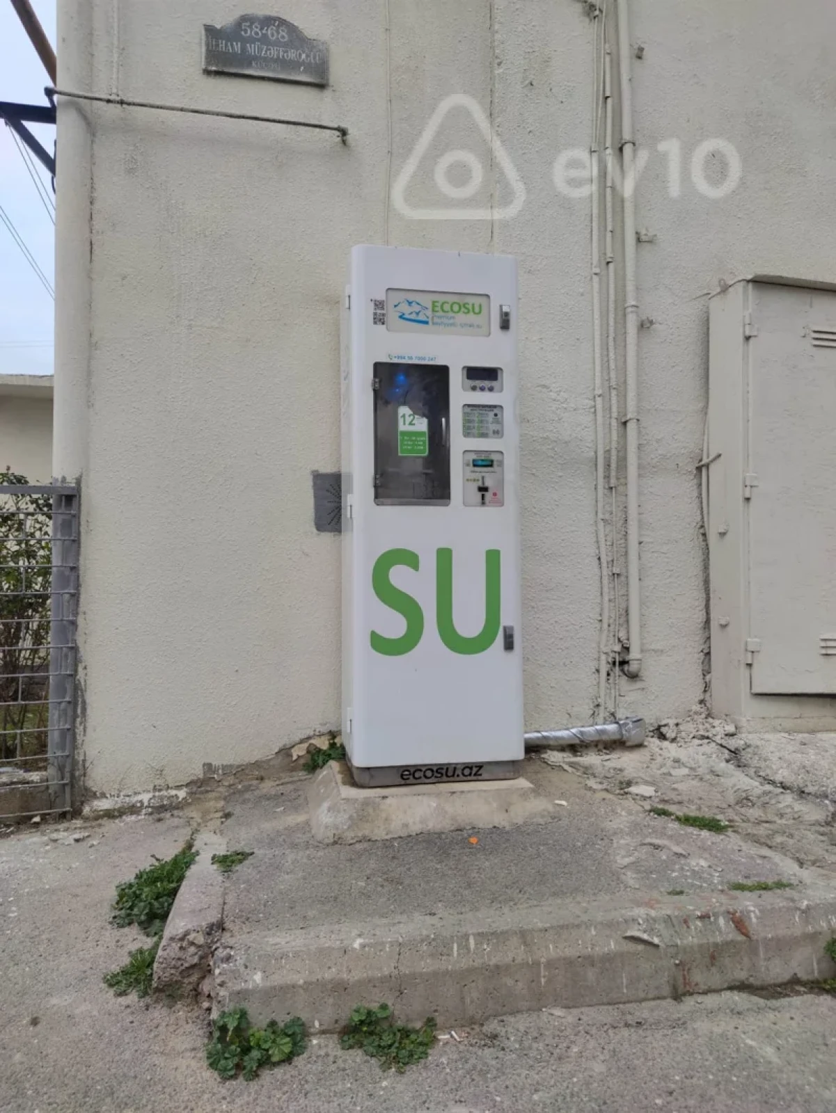 Kirayə verilir 3 otaqlı köhnə tikili 80 m²