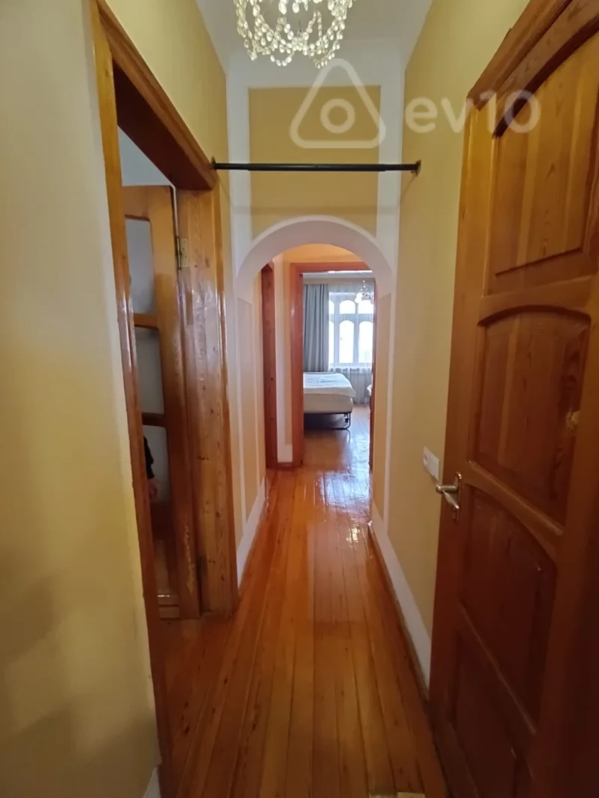 Kirayə verilir 3 otaqlı köhnə tikili 80 m²