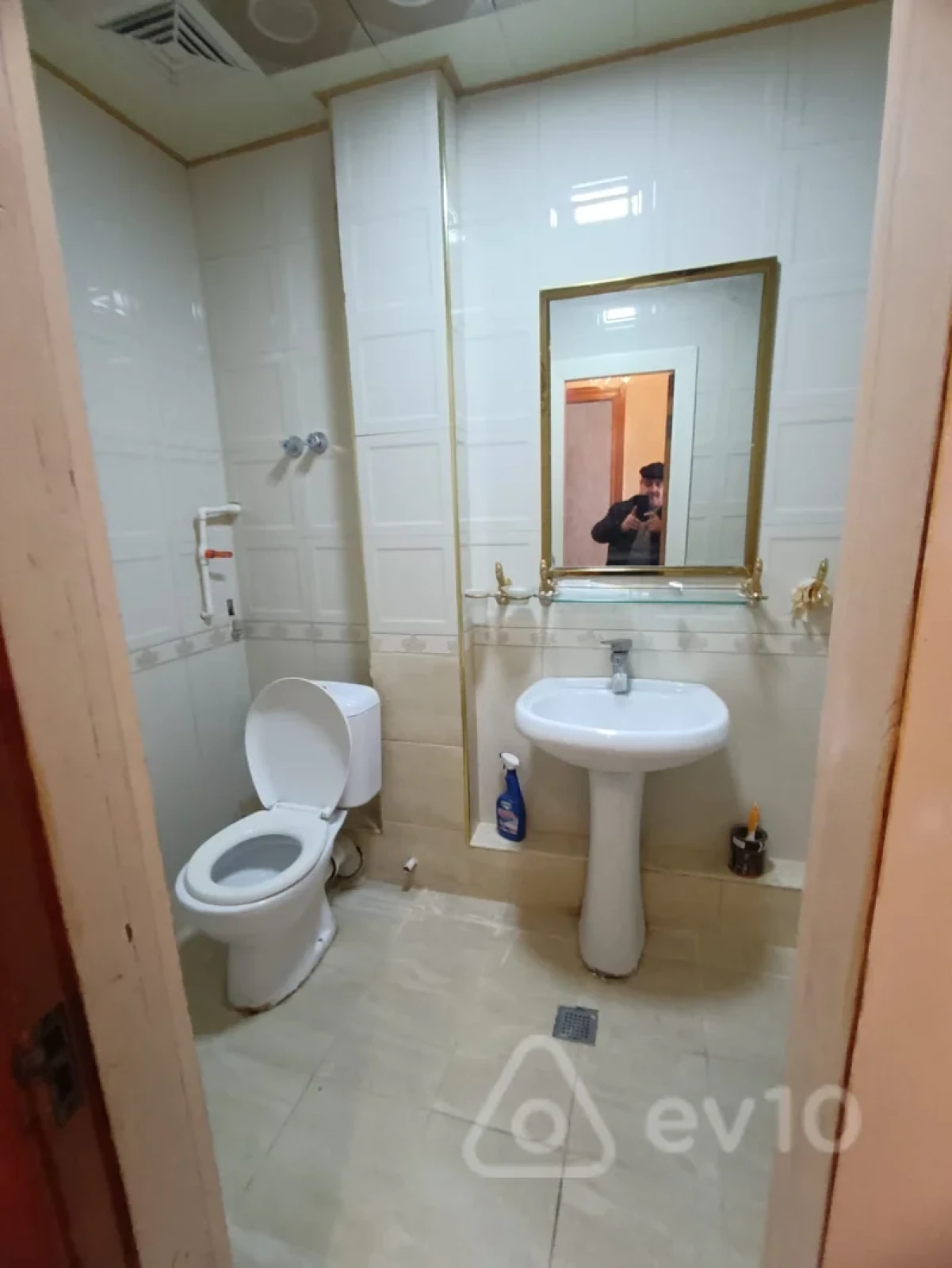 Kirayə verilir 3 otaqlı köhnə tikili 80 m²
