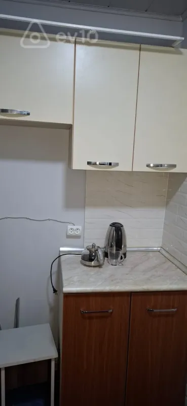 Kirayə verilir 2 otaqlı köhnə tikili 40 m²