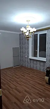 Kirayə verilir 2 otaqlı köhnə tikili 40 m²