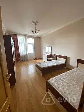 Satılır 4 otaqlı yeni tikili 186 m²