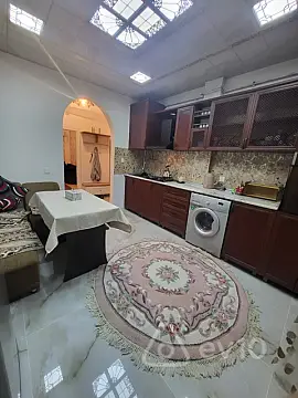 Kirayə verilir 2 otaqlı köhnə tikili 50 m²