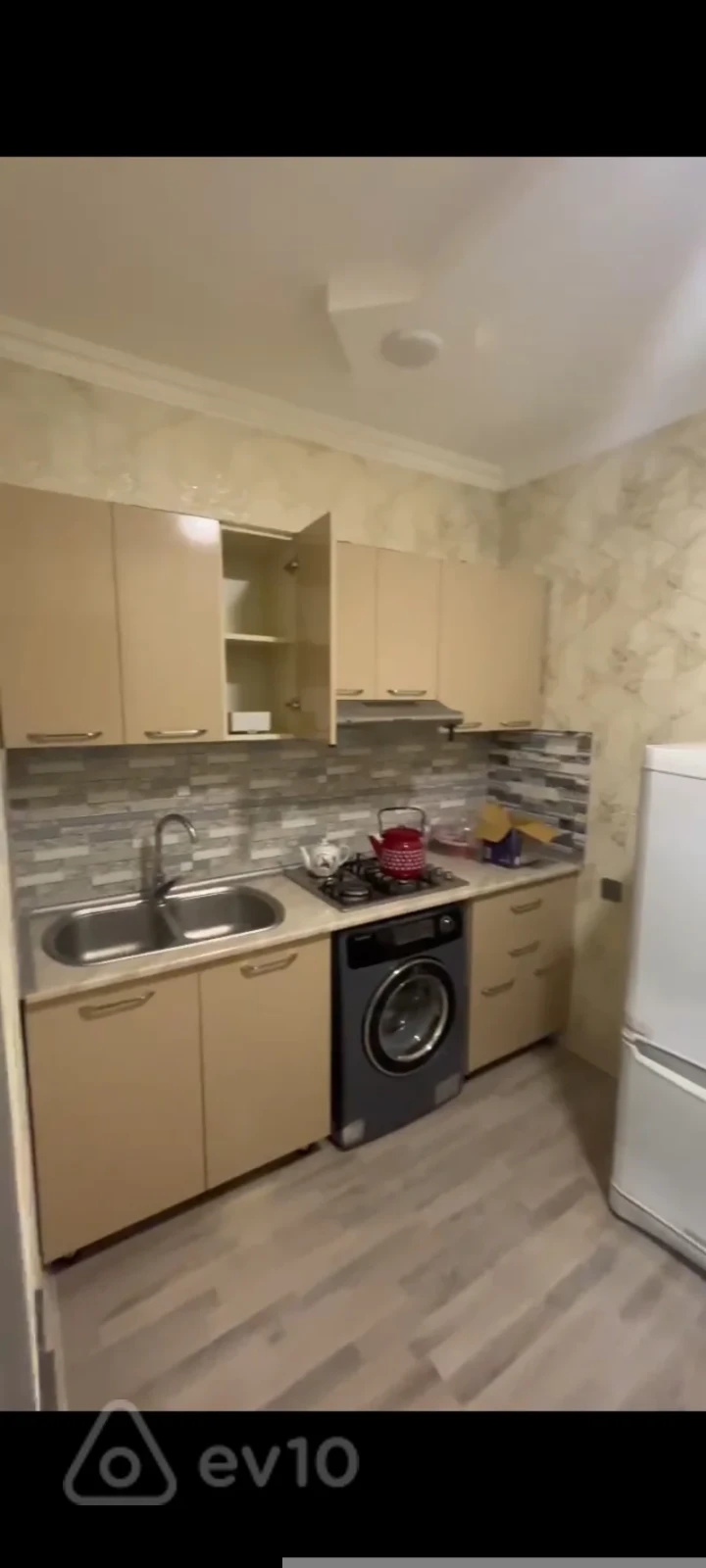 Kirayə verilir 2 otaqlı həyət evi 60 m²