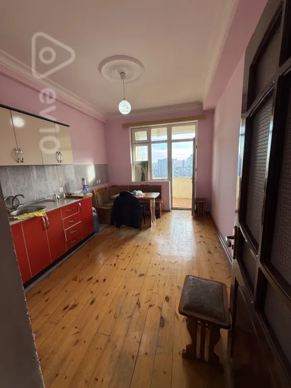 Satılır 4 otaqlı yeni tikili 150 m²