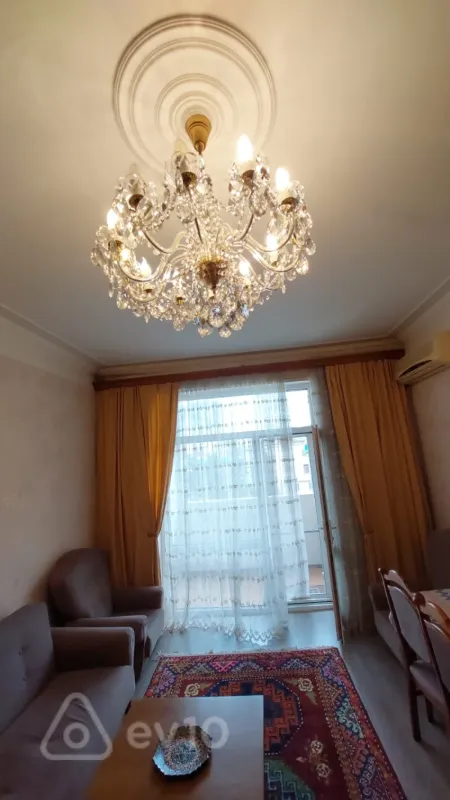 Kirayə verilir 2 otaqlı yeni tikili 65 m²