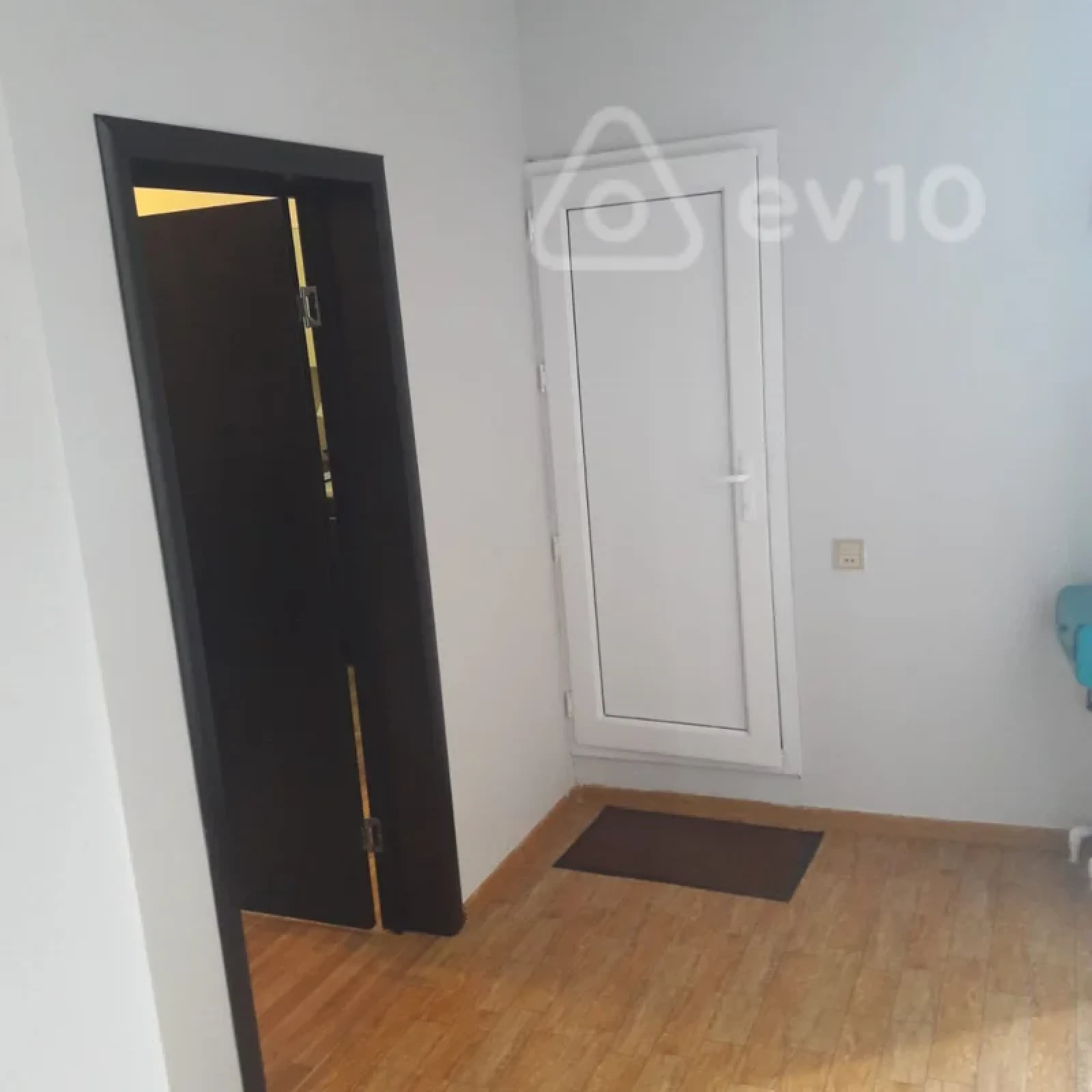 Kirayə verilir 3 otaqlı ofis 100 m²