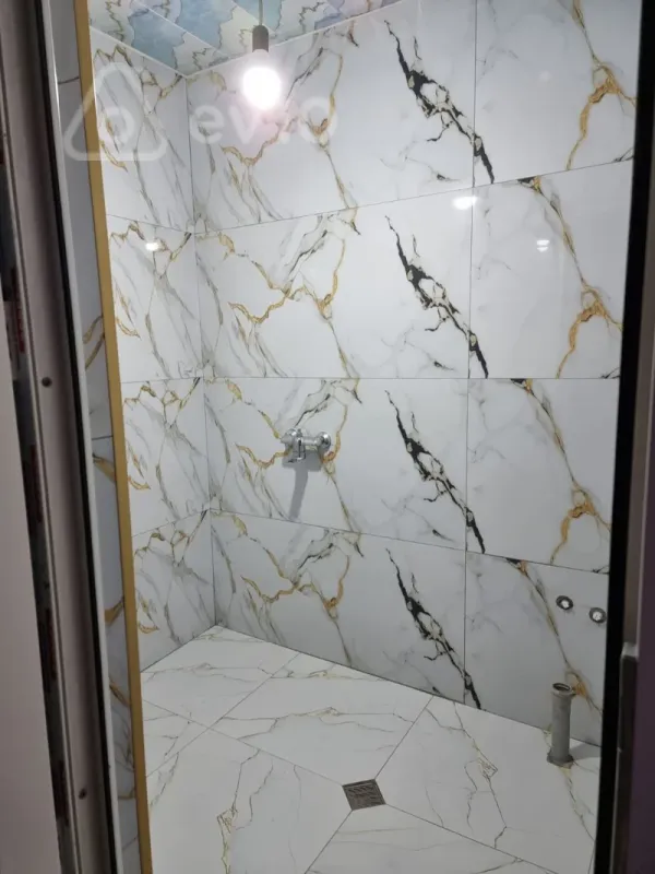 Satılır 3 otaqlı köhnə tikili 85 m²