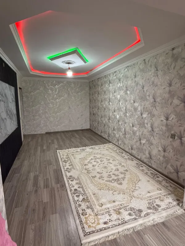 Satılır 3 otaqlı köhnə tikili 85 m²