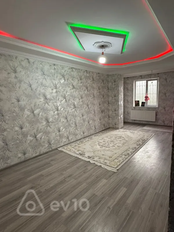 Satılır 3 otaqlı köhnə tikili 85 m²