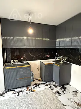 Satılır 3 otaqlı köhnə tikili 85 m²