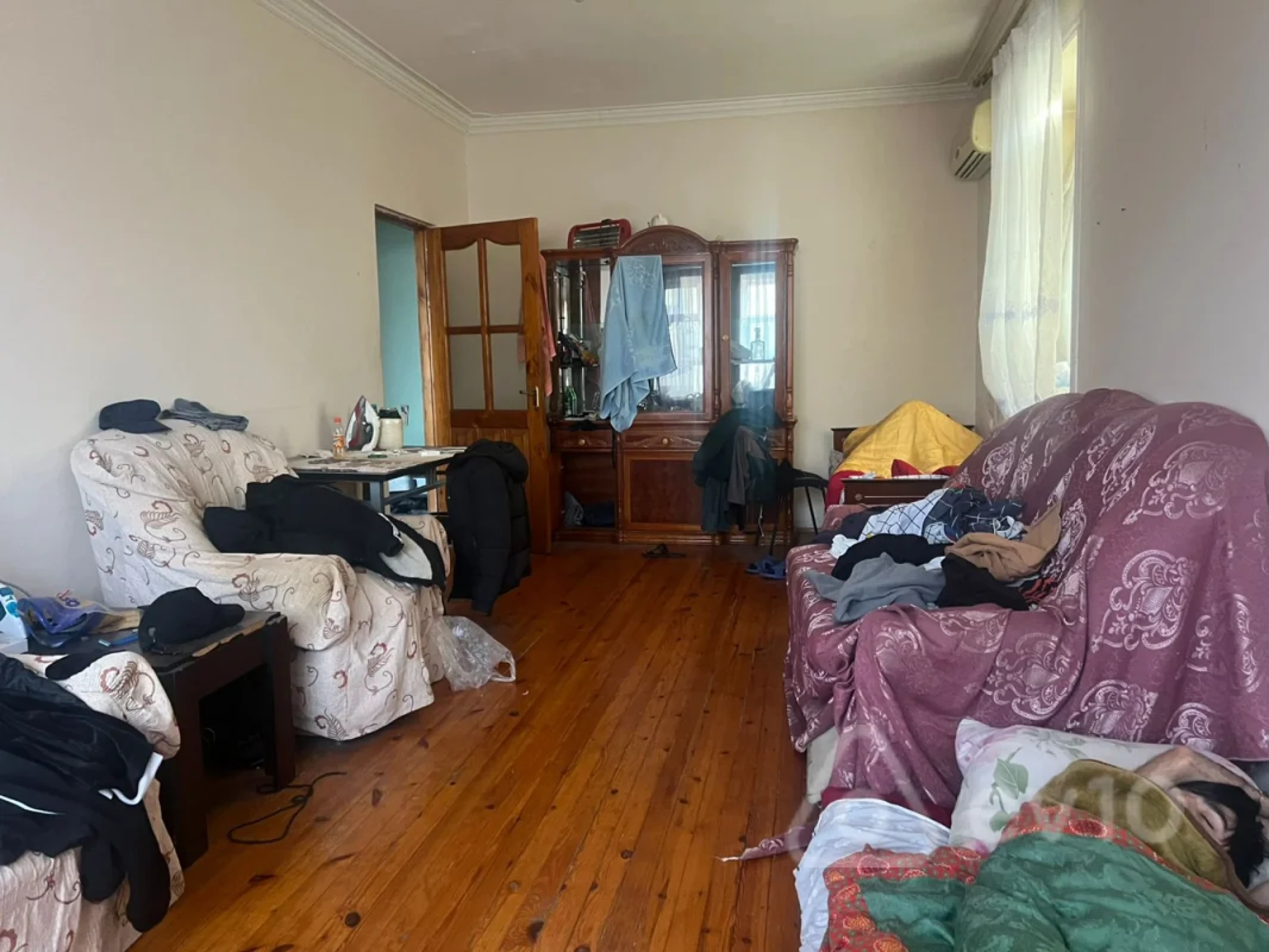 Satılır 3 otaqlı köhnə tikili 90 m²