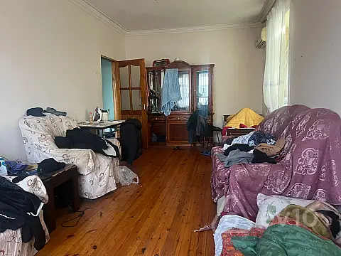 Satılır 3 otaqlı köhnə tikili 90 m² — Bakı, Nərimanov 3 otaq 90.00 m²