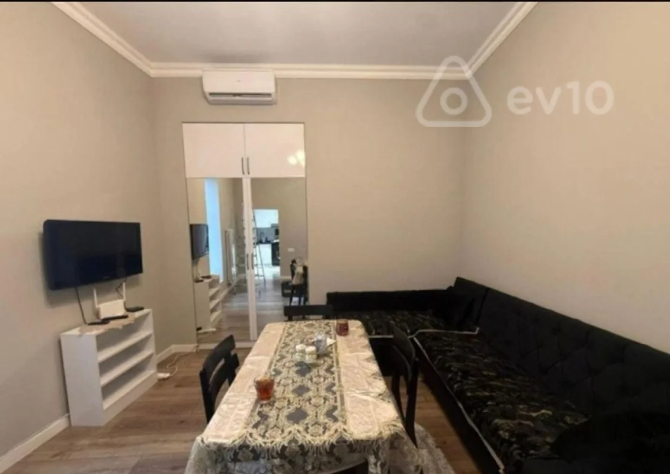 Kirayə verilir 1 otaqlı köhnə tikili 30 m²