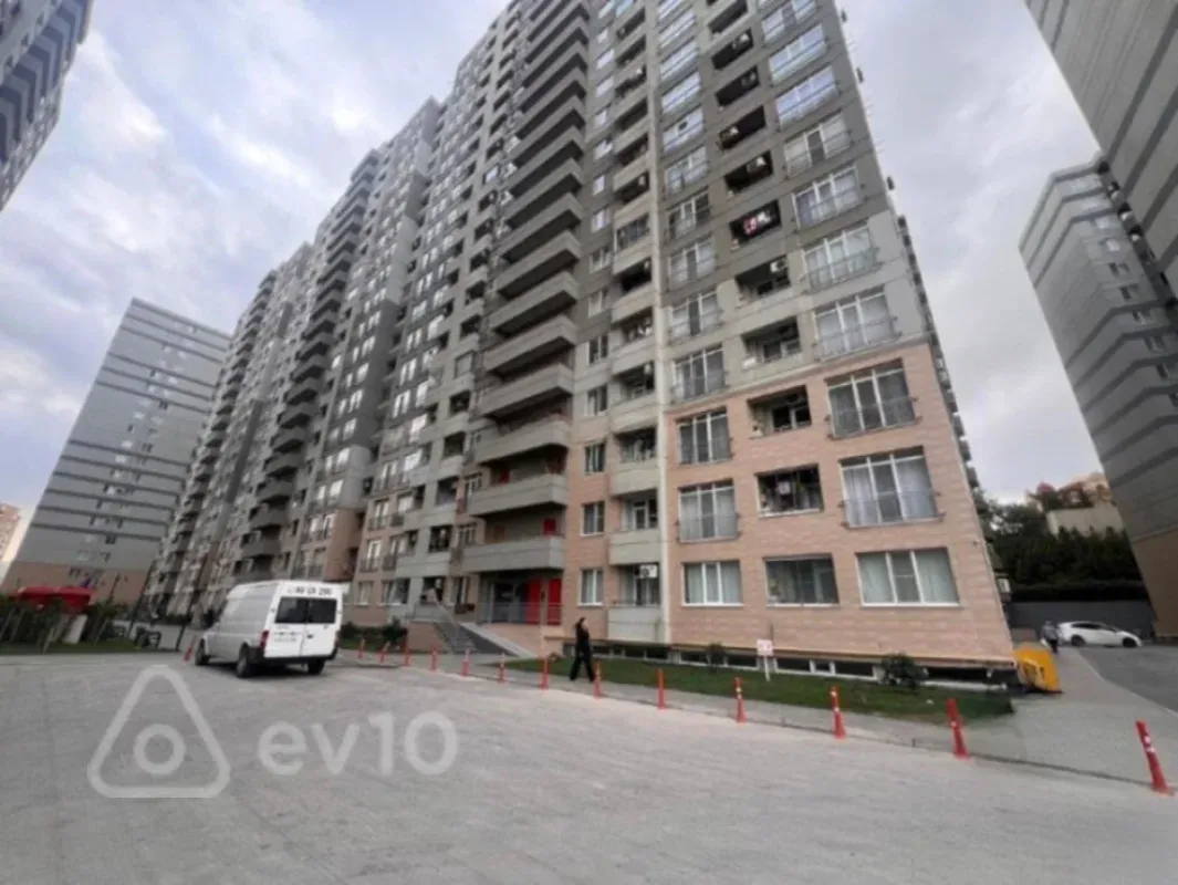 Satılır 2 otaqlı yeni tikili 55 m²
