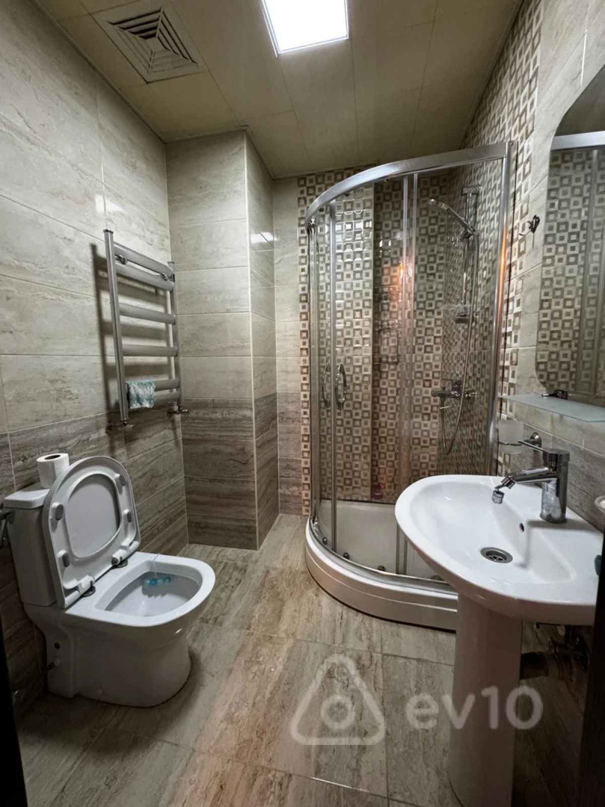 Satılır 2 otaqlı yeni tikili 55 m²