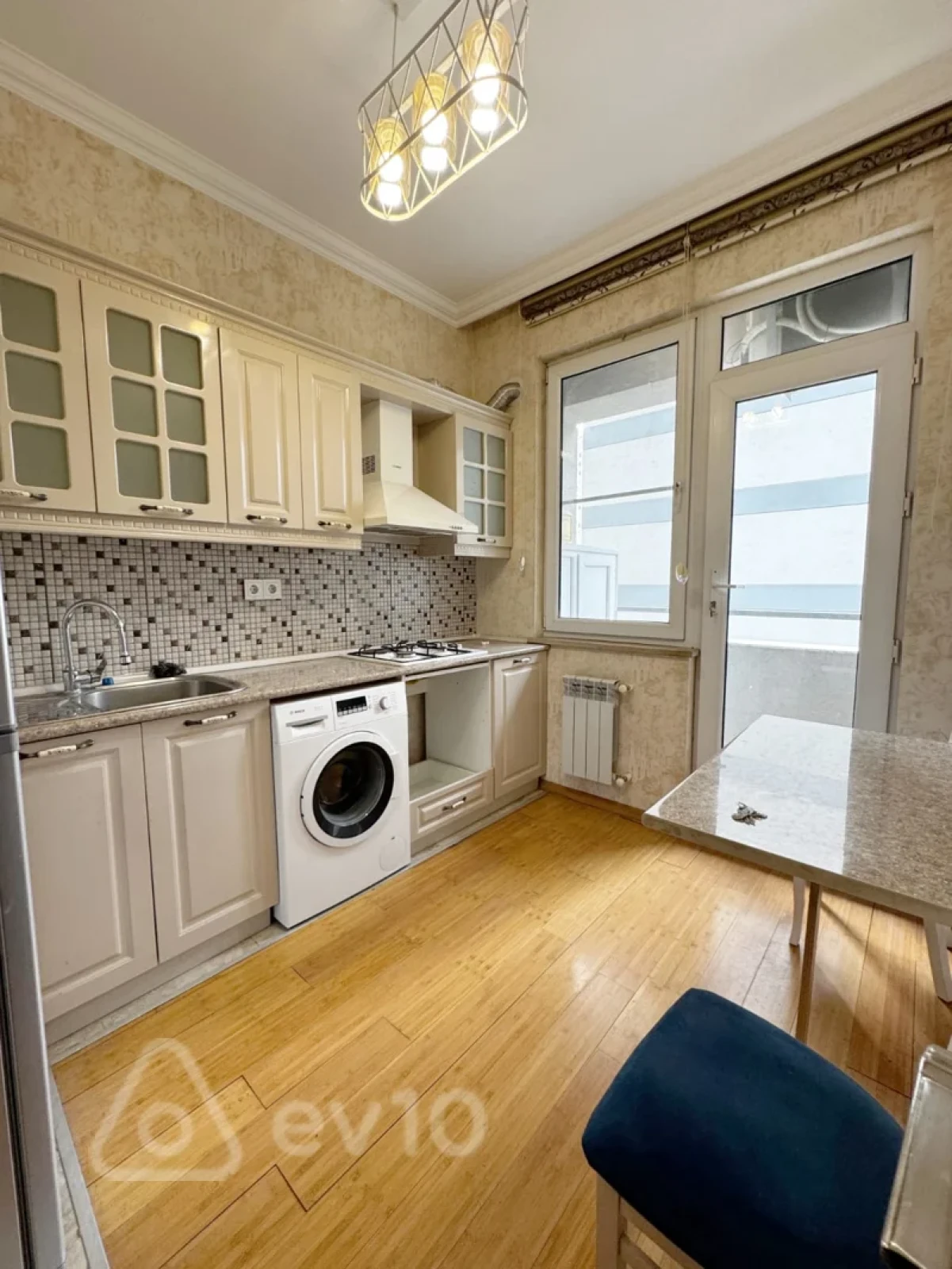 Satılır 2 otaqlı yeni tikili 55 m²