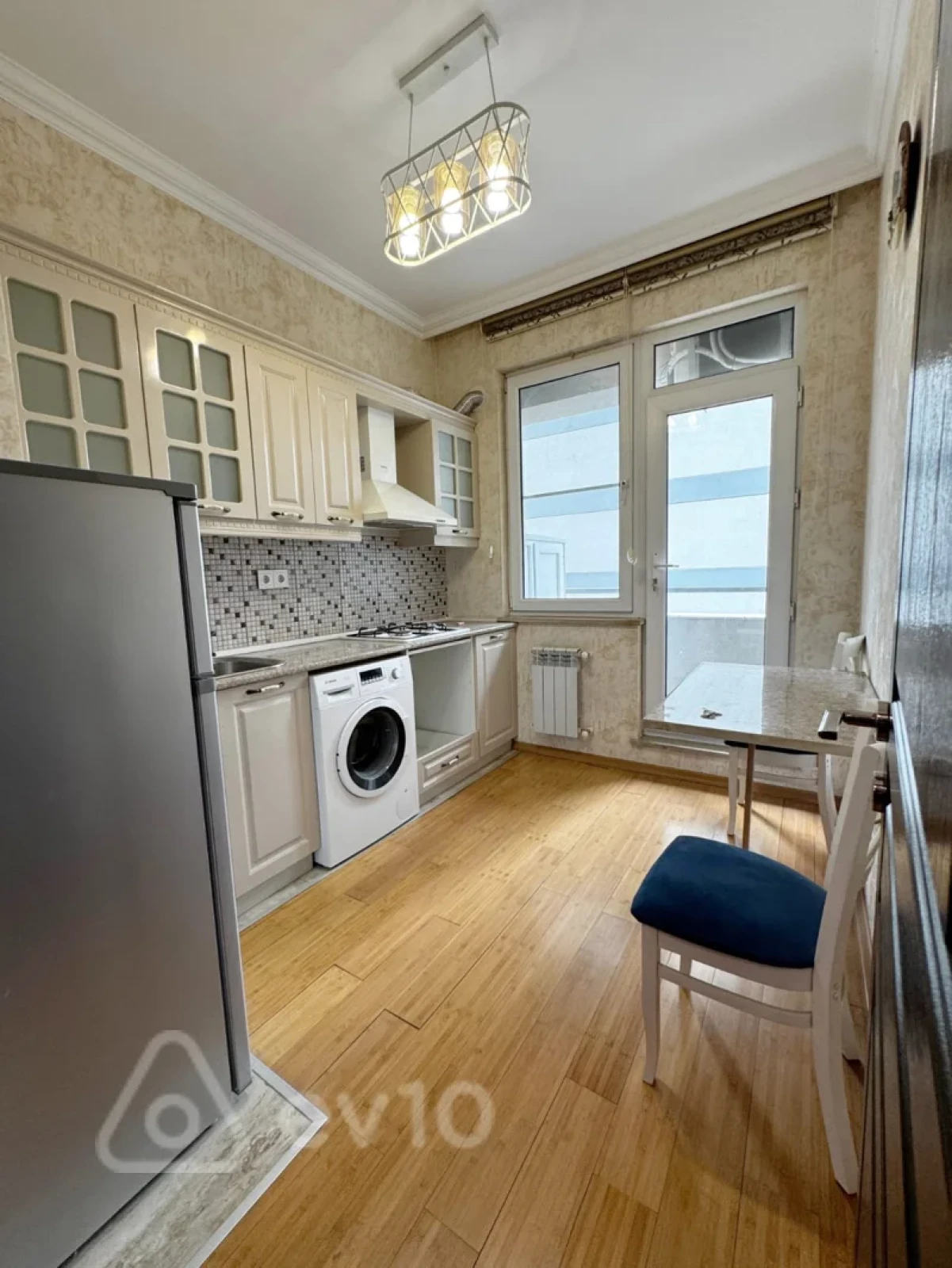 Satılır 2 otaqlı yeni tikili 55 m²
