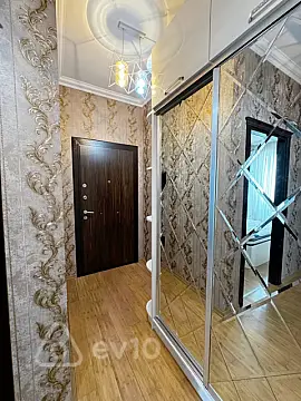 Satılır 2 otaqlı yeni tikili 55 m²