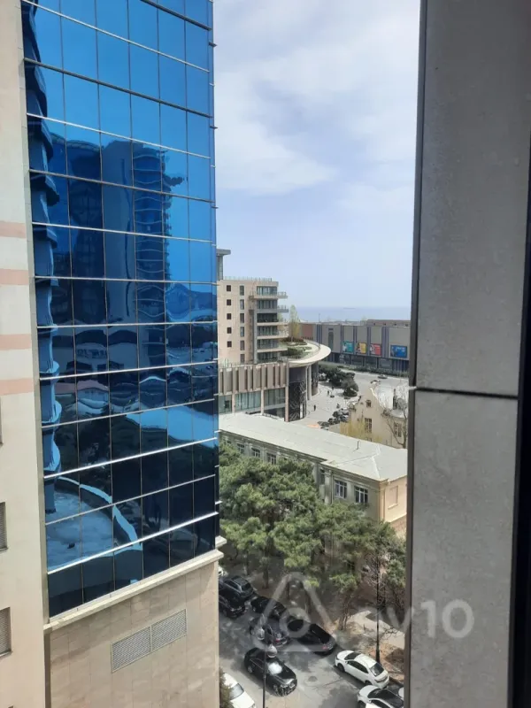 Kirayə verilir 2 otaqlı yeni tikili 67 m²